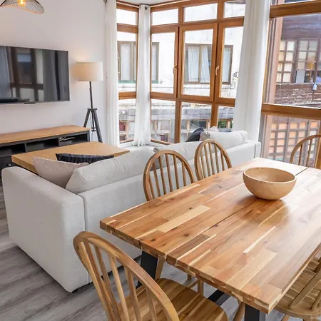 Precioso Apartamento En By Renthas *